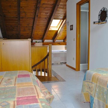 Ferienwohnung Loft With Big Terrace Lake View Sala Comacina Exterior foto