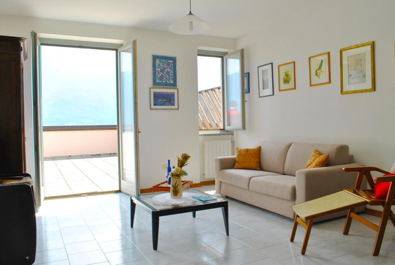 Ferienwohnung Loft With Big Terrace Lake View Sala Comacina Exterior foto