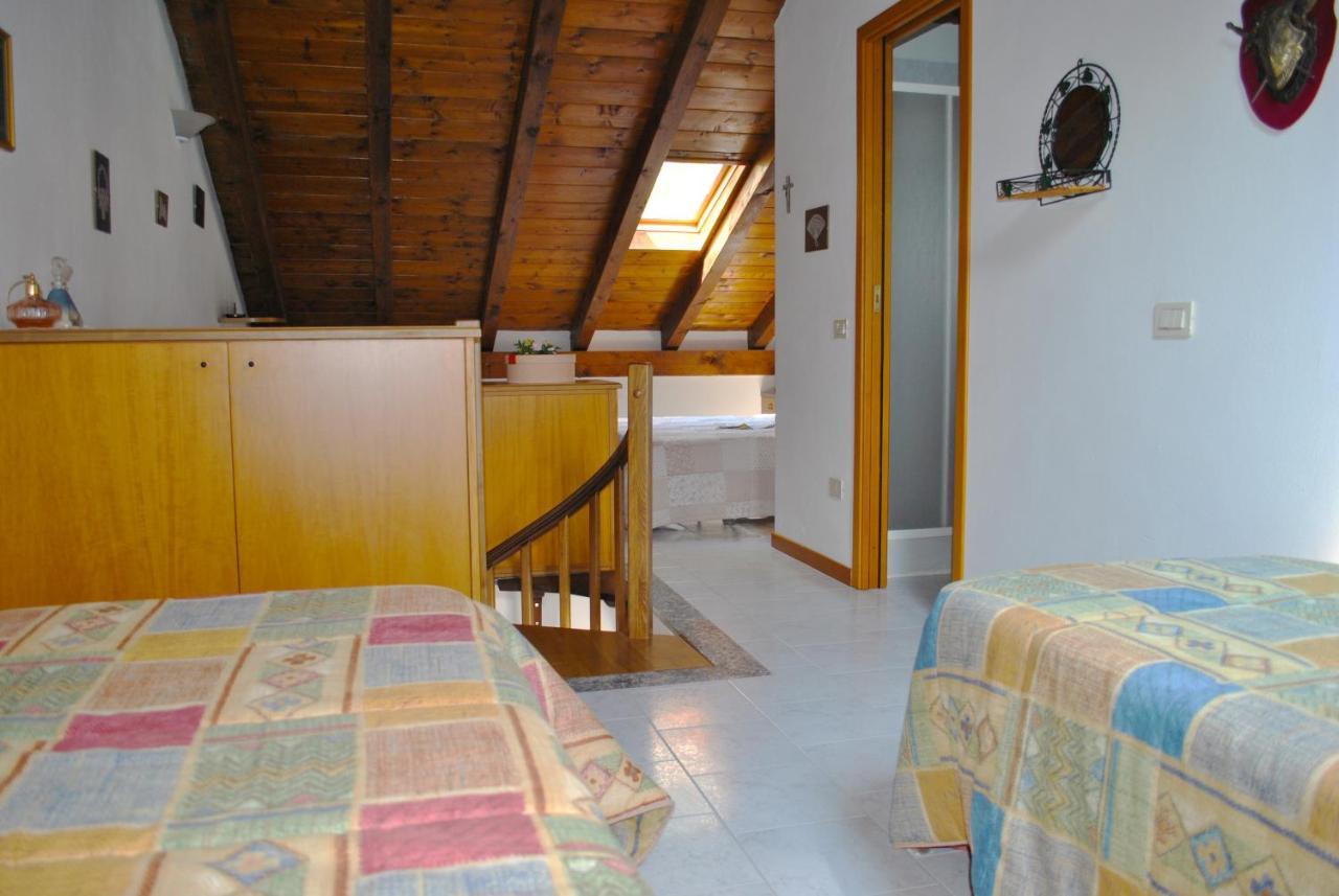 Ferienwohnung Loft With Big Terrace Lake View Sala Comacina Exterior foto