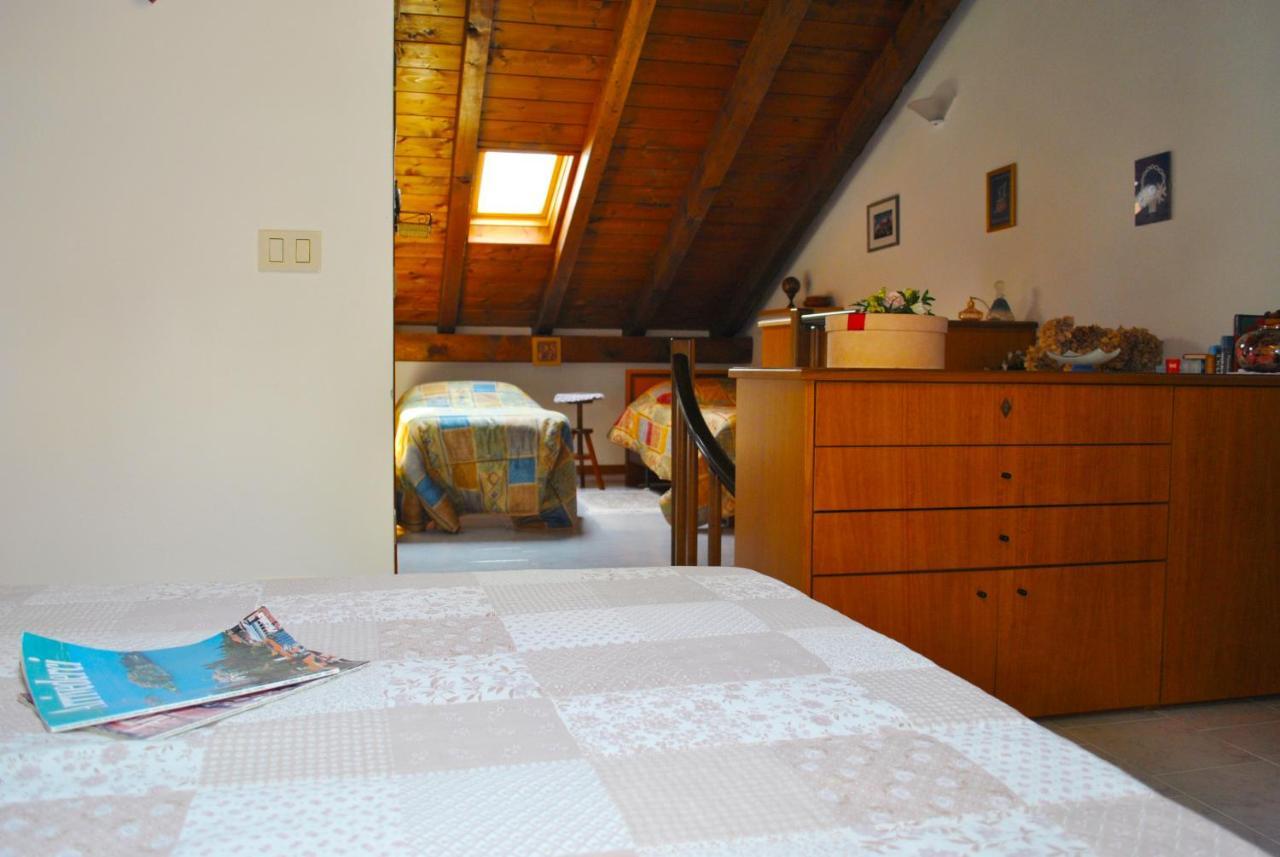 Ferienwohnung Loft With Big Terrace Lake View Sala Comacina Exterior foto